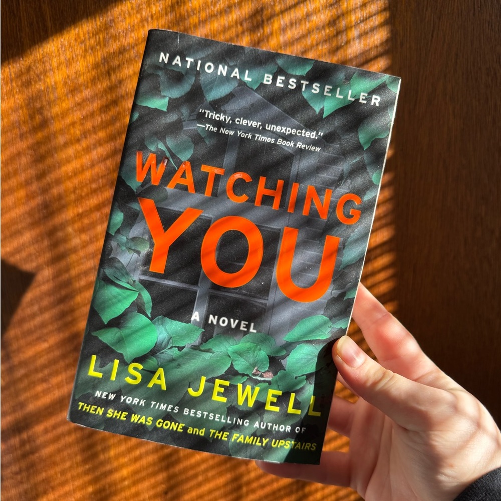 Watching You - Lisa Jewell